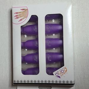 Nail removal clips